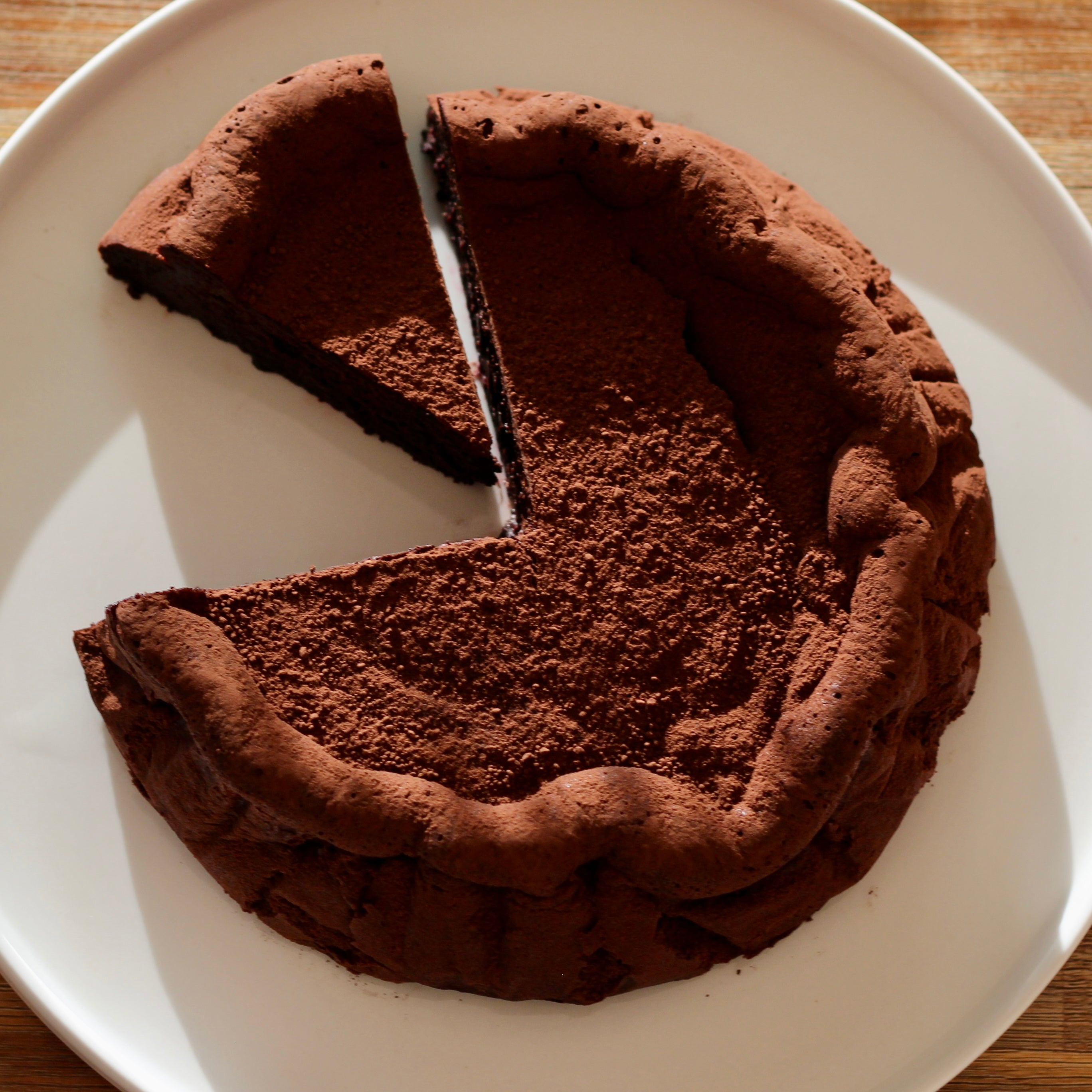 Chocolate and beetroot cake recipe - Recipes - delicious.com.au